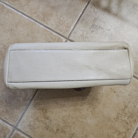 Coach Purse - Picture 7 of 12